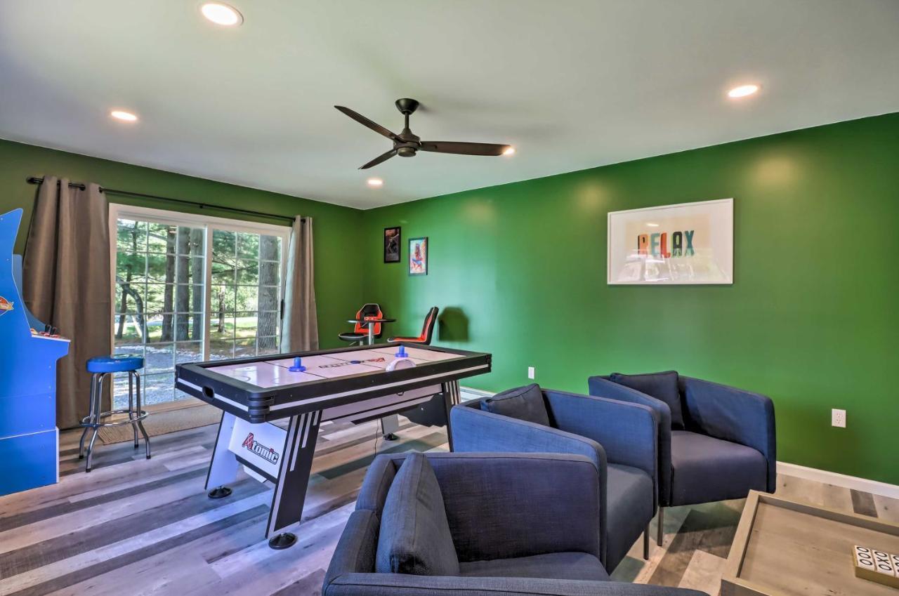 Pocono Mountain Escape With Game Room Walk To Lake! Albrightsville Exterior foto