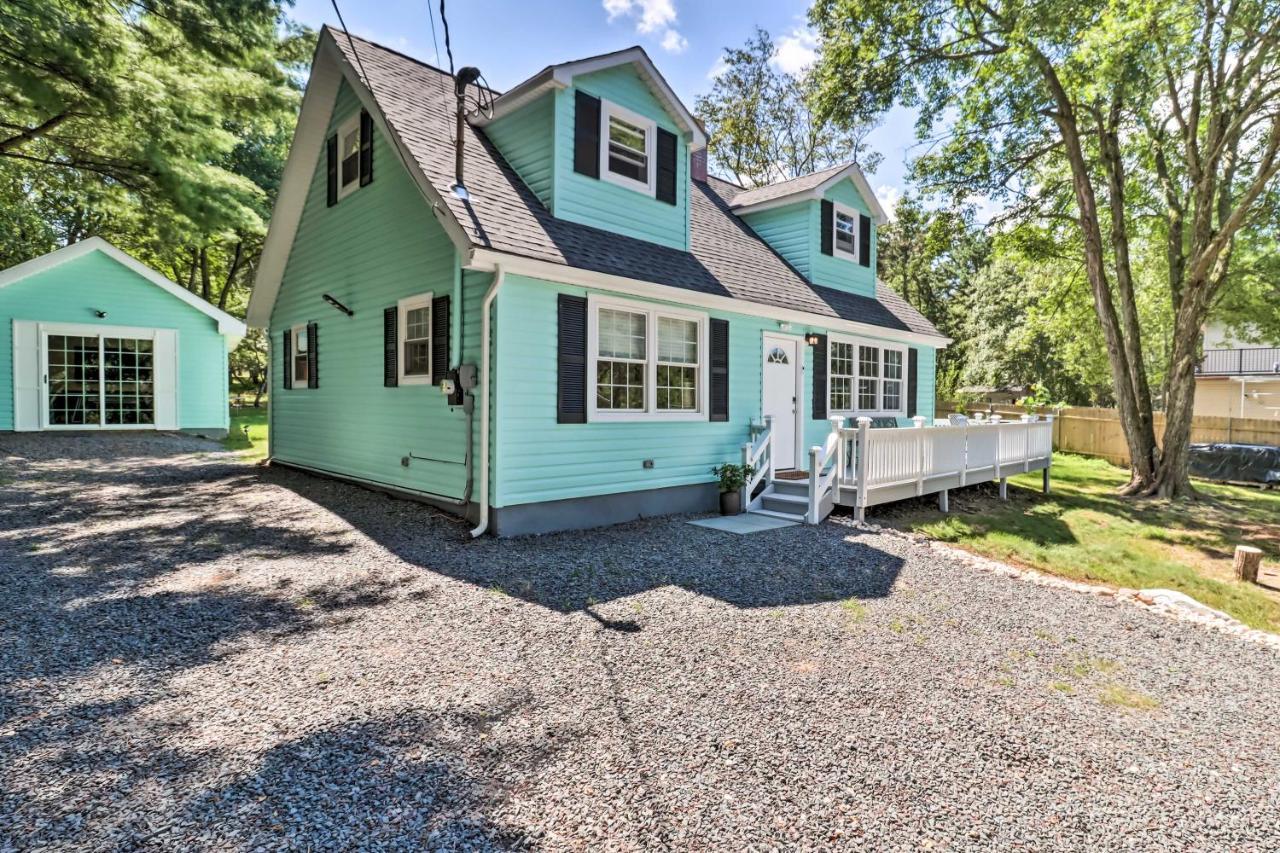 Pocono Mountain Escape With Game Room Walk To Lake! Albrightsville Exterior foto